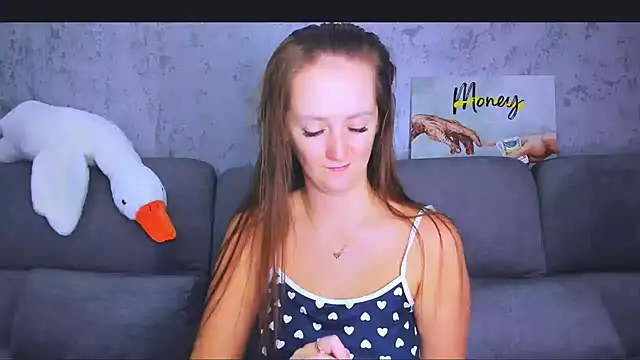 Snapshot of DreameSoul chatting on 4, 2, 2025 DreameSoul online show from 4, 2, 2025