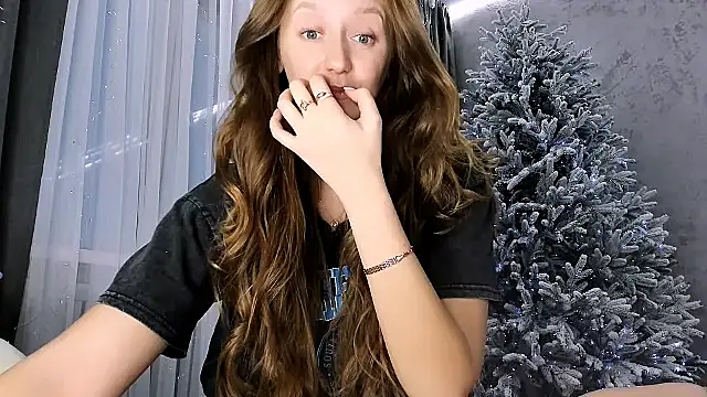 Snapshot of DreameSoul chatting on 18, 12, 2025 DreameSoul online show from 18, 12, 2025