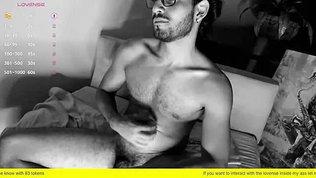 Nicholasrodrii online show from 23, 2, 2025