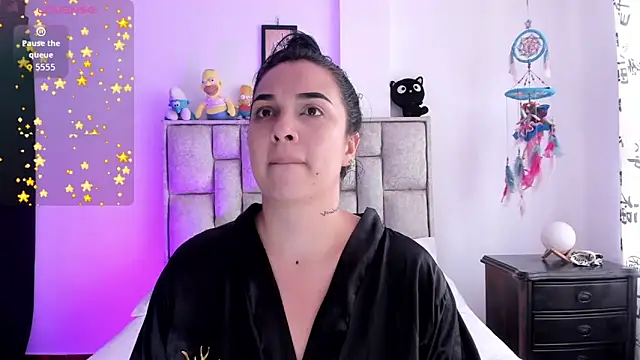 brianaGuzman online show from 16, 11, 2025