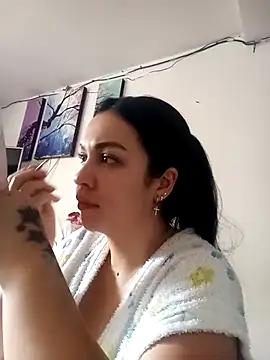 brianaGuzman online show from 10, 5, 2026