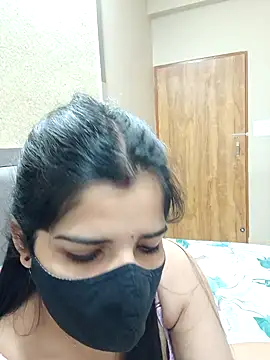 Snapshot of aaliya_bhattt chatting on 27, 1, 2025 aaliya bhattt online show from 27, 1, 2025