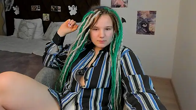 GloriaHylivi online show from 7, 12, 2024