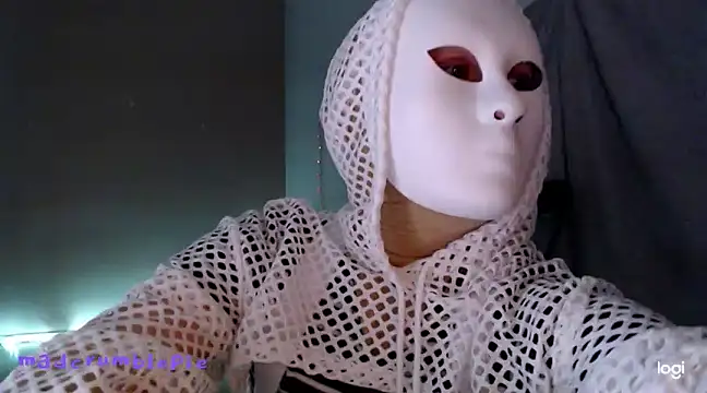madcrumblepie online show from 22, 2, 2025