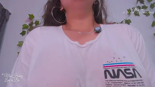 Mxss Honey online show from 27, 3, 2026