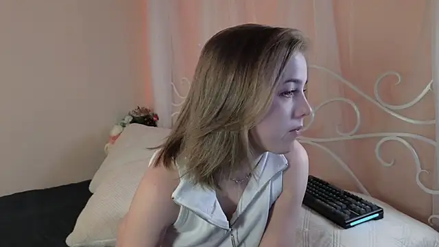 Snapshot of mary_ton chatting on 21, 3, 2025 mary ton online show from 21, 3, 2025