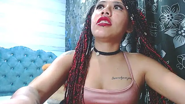 lily jamesx online show from 17, 2, 2025