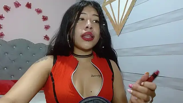 lily jamesx online show from 19, 9, 2025