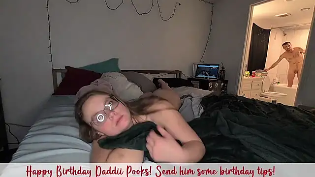 Snapshot of MrandMrsPooks chatting on 1, 3, 2025 MrandMrsPooks online show from 1, 3, 2025