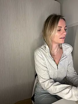 Milla  one online show from 20, 12, 2025