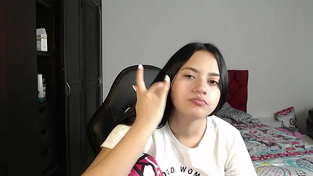 kayla k18 online show from 8, 2, 2025