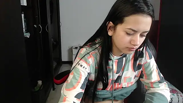 kayla k18 online show from 17, 2, 2025