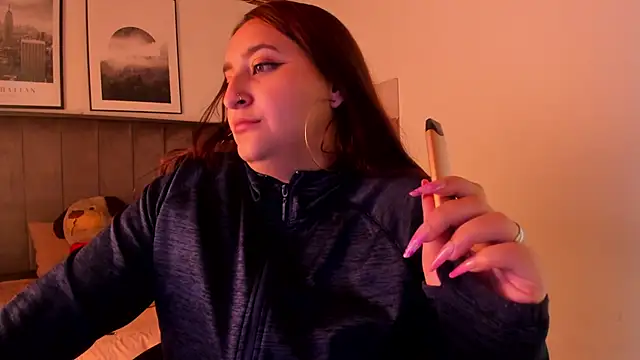 Alaia Cute online show from 31, 12, 2024