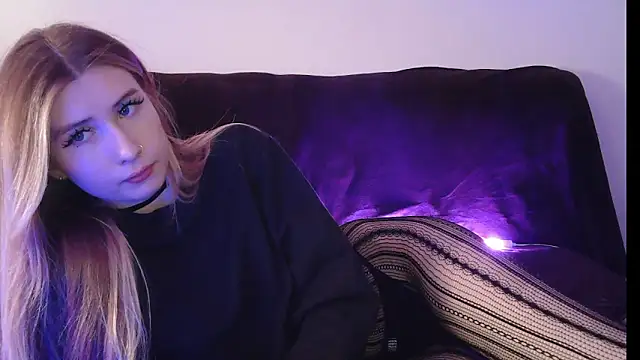 ErikaShyy online show from 6, 2, 2026