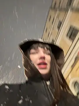 Sophie Avory online show from 13, 2, 2025