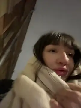 Sophie Avory online show from 17, 2, 2025