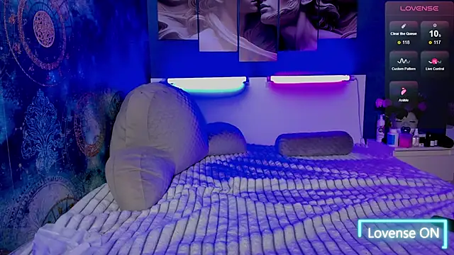 Snapshot of DianaBeautyXXX chatting on 15, 10, 2025 DianaBeautyXXX online show from 15, 10, 2025