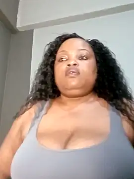 hugemelonsxxx online show from 15, 10, 2025