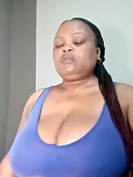 Snapshot of hugemelonsxxx chatting on 26, 5, 2026 hugemelonsxxx online show from 26, 5, 2026
