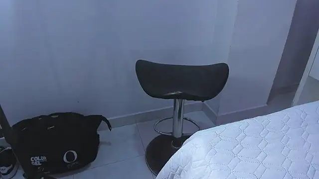 LiaFlowers online show from 5, 12, 2024