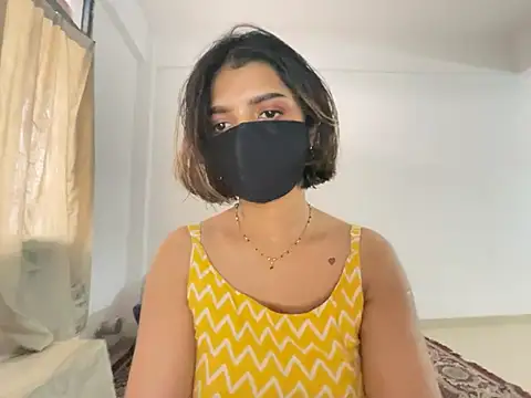 MaYaa  11 online show from 10, 1, 2025