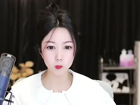 Nuyoah-77 online show from 16, 3, 2025