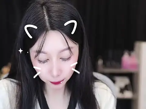 Nuyoah-77 online show from 17, 10, 2025