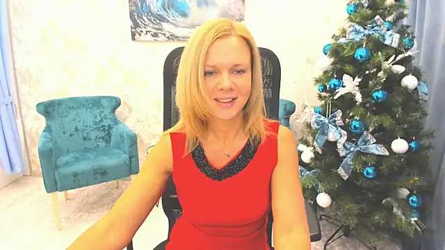 AgathaKlouin online show from 30, 12, 2024