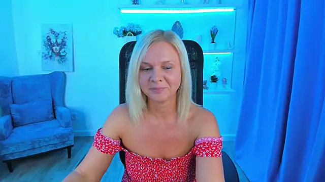 AgathaKlouin online show from 9, 9, 2025