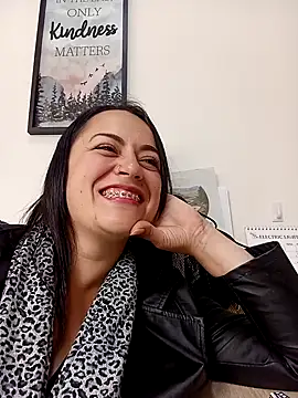 Lesly 10- online show from 28, 1, 2025