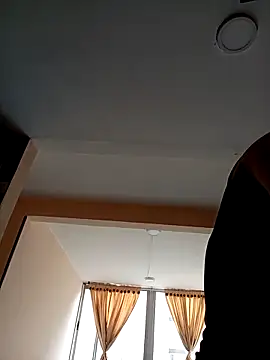 Lesly 10- online show from 15, 3, 2025