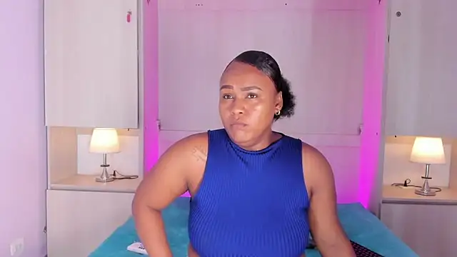 EmilyyStuart online show from 2, 6, 2026