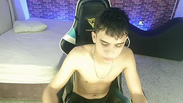 zacariasss  online show from 25, 9, 2025