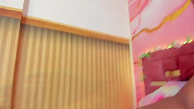 melody paris online show from 27, 3, 2026