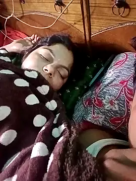 Snapshot of Lustyful_Couple chatting on 11, 1, 2025 Lustyful Couple online show from 11, 1, 2025