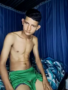 Snapshot of Valentinacuc chatting on 24, 9, 2025 Valentinacuc online show from 24, 9, 2025