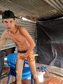 Snapshot of Valentinacuc chatting on 17, 10, 2025 Valentinacuc online show from 17, 10, 2025