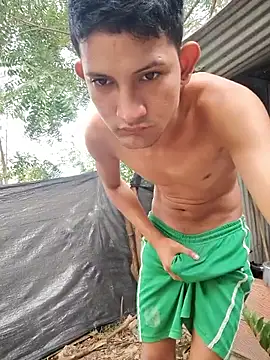 Snapshot of Valentinacuc chatting on 11, 11, 2025 Valentinacuc online show from 11, 11, 2025