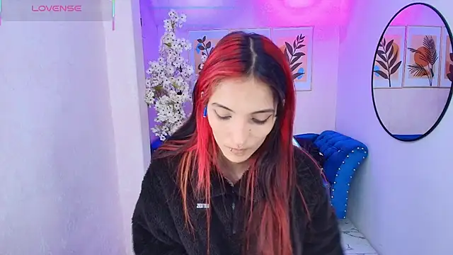 Dafne huges online show from 18, 10, 2025