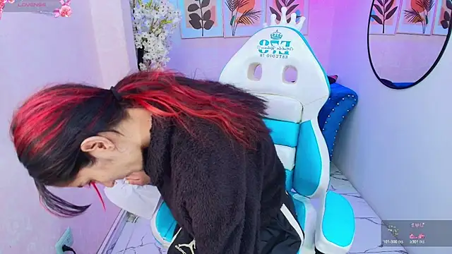 Dafne huges online show from 19, 11, 2025