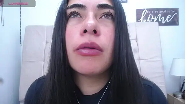 Snapshot of missexy303av chatting on 18, 1, 2025 missexy303av online show from 18, 1, 2025