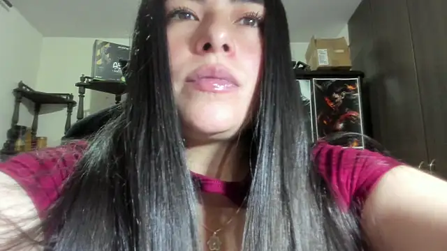 Snapshot of missexy303av chatting on 4, 3, 2025 missexy303av online show from 4, 3, 2025