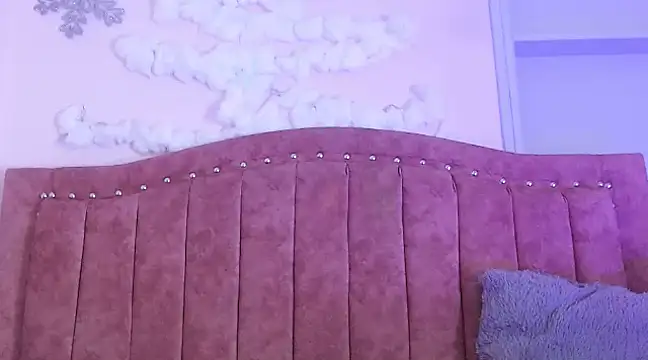 SarahStones online show from 21, 1, 2025