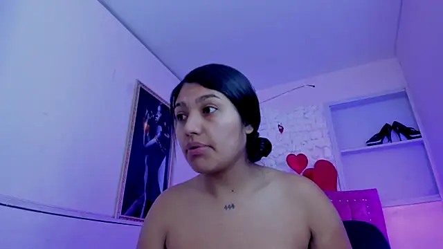 SarahStones online show from 8, 10, 2025