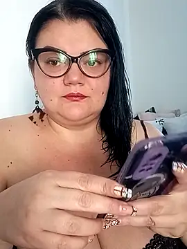 Madisonpalacio online show from 24, 11, 2025