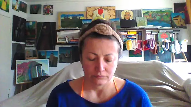 MariaAnaSunshine online show from 11, 11, 2025