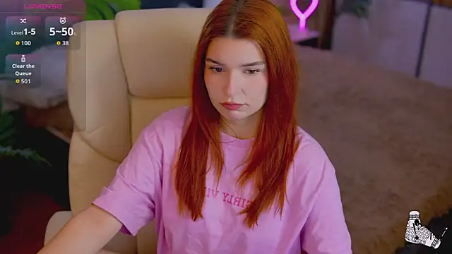 RedShinee online show from 30, 9, 2025