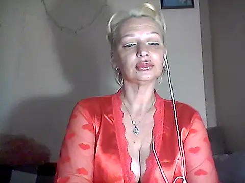 Snapshot of MaryJane441 chatting on 15, 5, 2026 MaryJane441 online show from 15, 5, 2026
