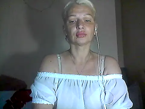 Snapshot of MaryJane441 chatting on 16, 7, 2026 MaryJane441 online show from 16, 7, 2026