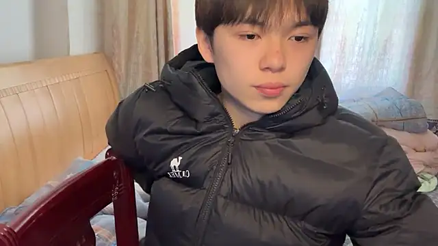 Snapshot of xiaottt1918 chatting on 12, 1, 2025 xiaottt1918 online show from 12, 1, 2025